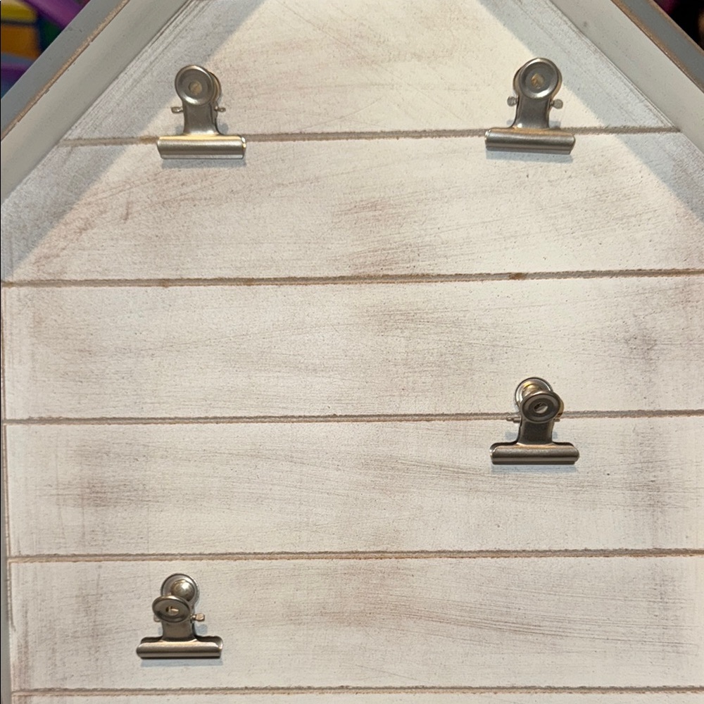 Gray and White House-Shaped Wall Organizer - Picture 7 of 7
